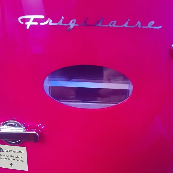 Frigidaire Mini Beverage Refrigerator - Picture 9 of 13